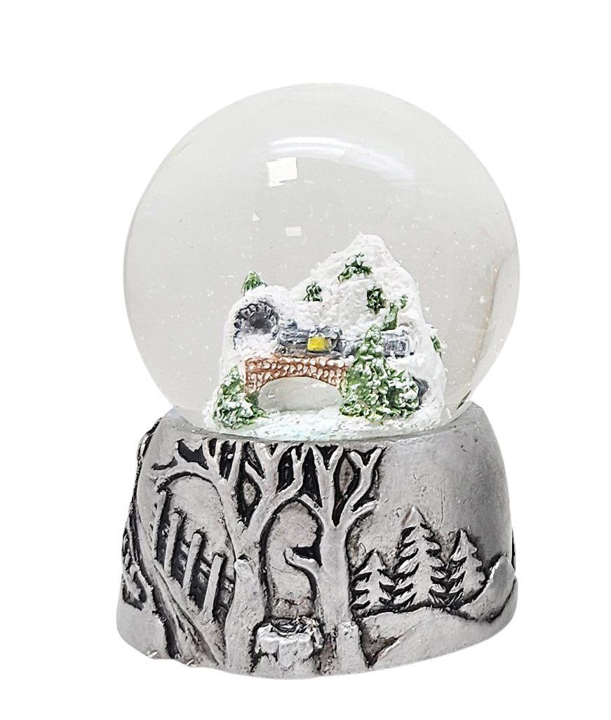 3 süße Mini - Schneekugeln Winter & Weihnacht mit Sockel antik silber B: 45mm - Schneekugelhaus